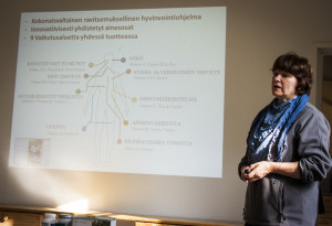 Mirja Ulmanen luennoi antioksidanttien merkityksestä hyvinvoinnille.