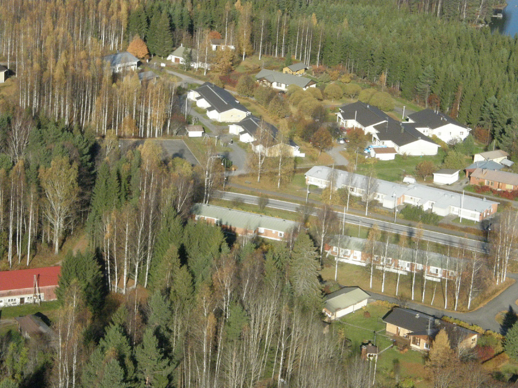 Niukkalan Hoviselän rivitaloalue (Kuva: Heimo Paakkinen)